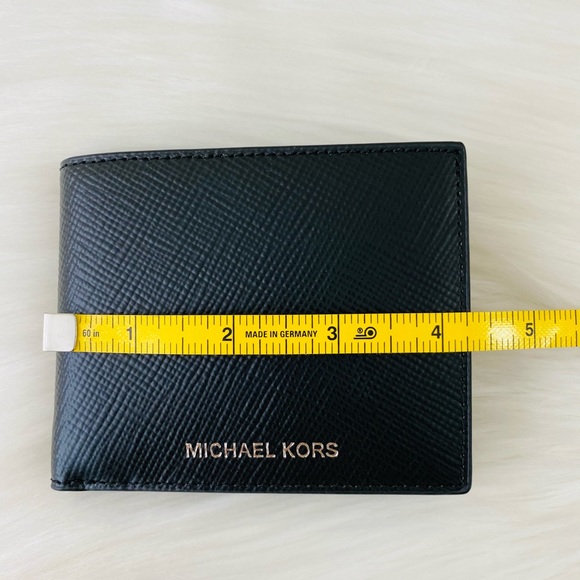 Michael Kors Men’s Harrison Slim Billfold Wallet - Picture 11 of 12